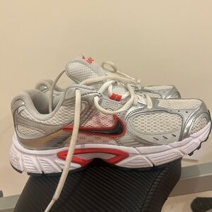 Nike’s gently used